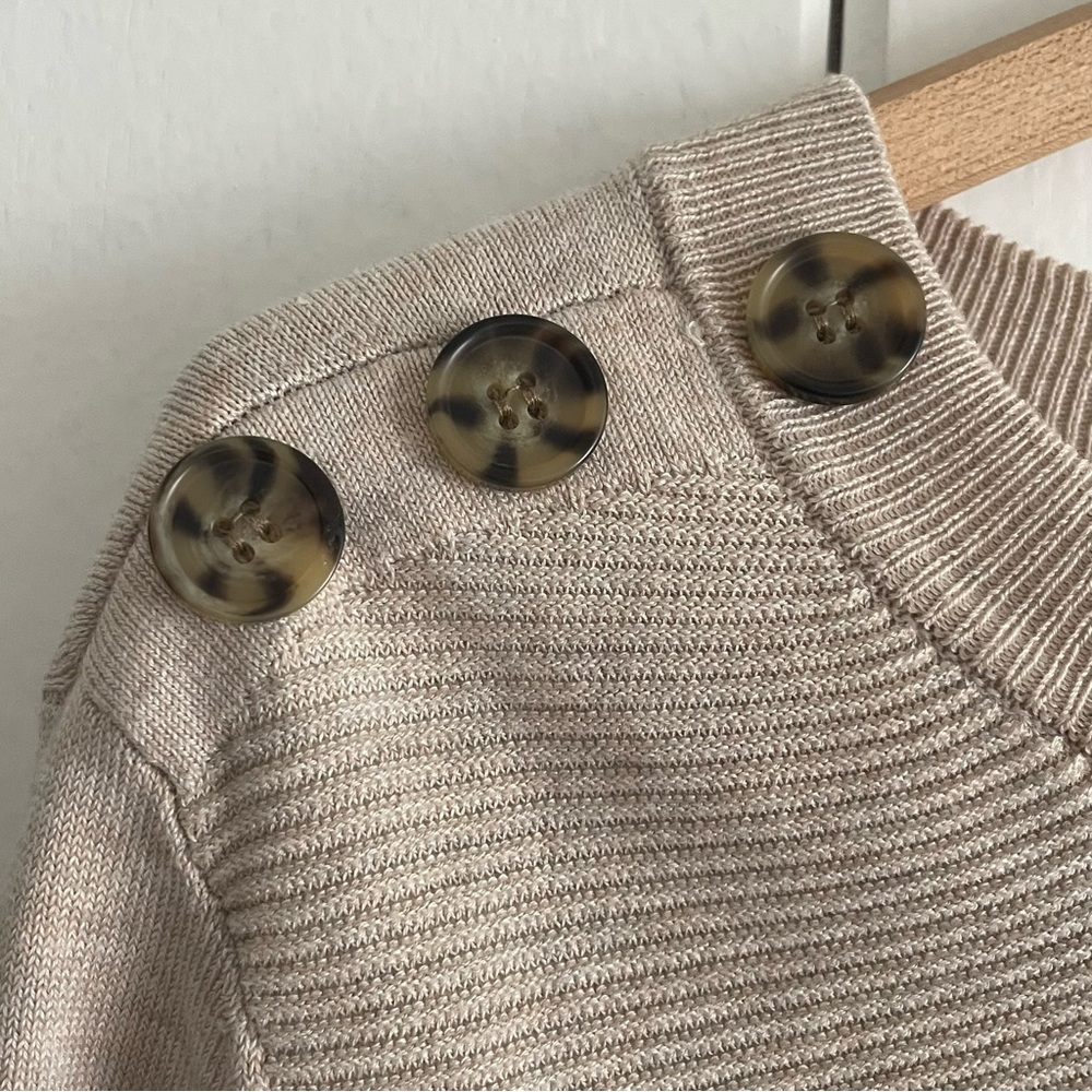 $10 SALE Neutral Striped Lightweight Sweater Knit Top Shoulder Button Accents - Picture 3 of 9